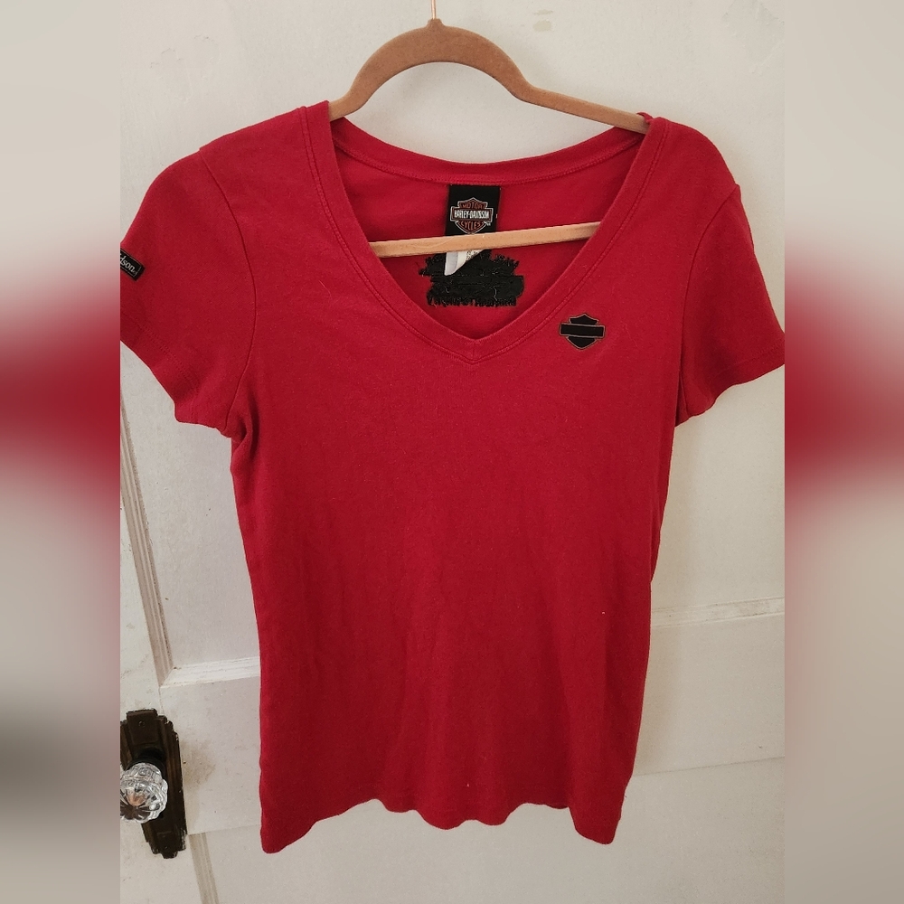 Harley Davidson Women's Red V-Neck T-Shirt Size Large